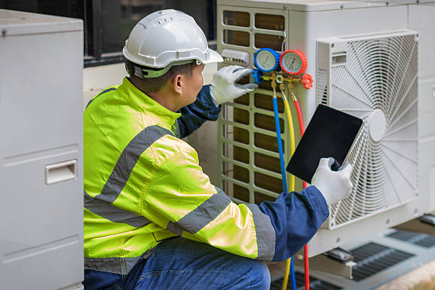 Professional Hvac technician working in Rhodes, IA